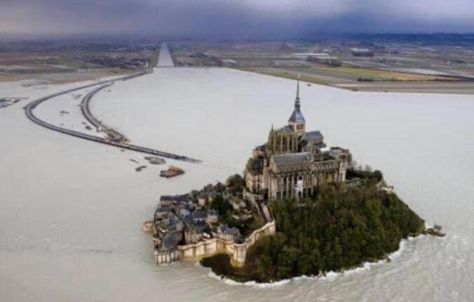 Gites Le Mont Desclos Saint Michel Бовоар Стая снимка