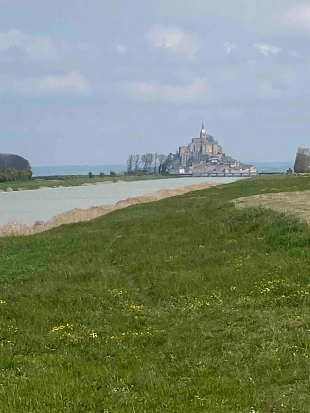 Gites Le Mont Desclos Saint Michel Бовоар Стая снимка
